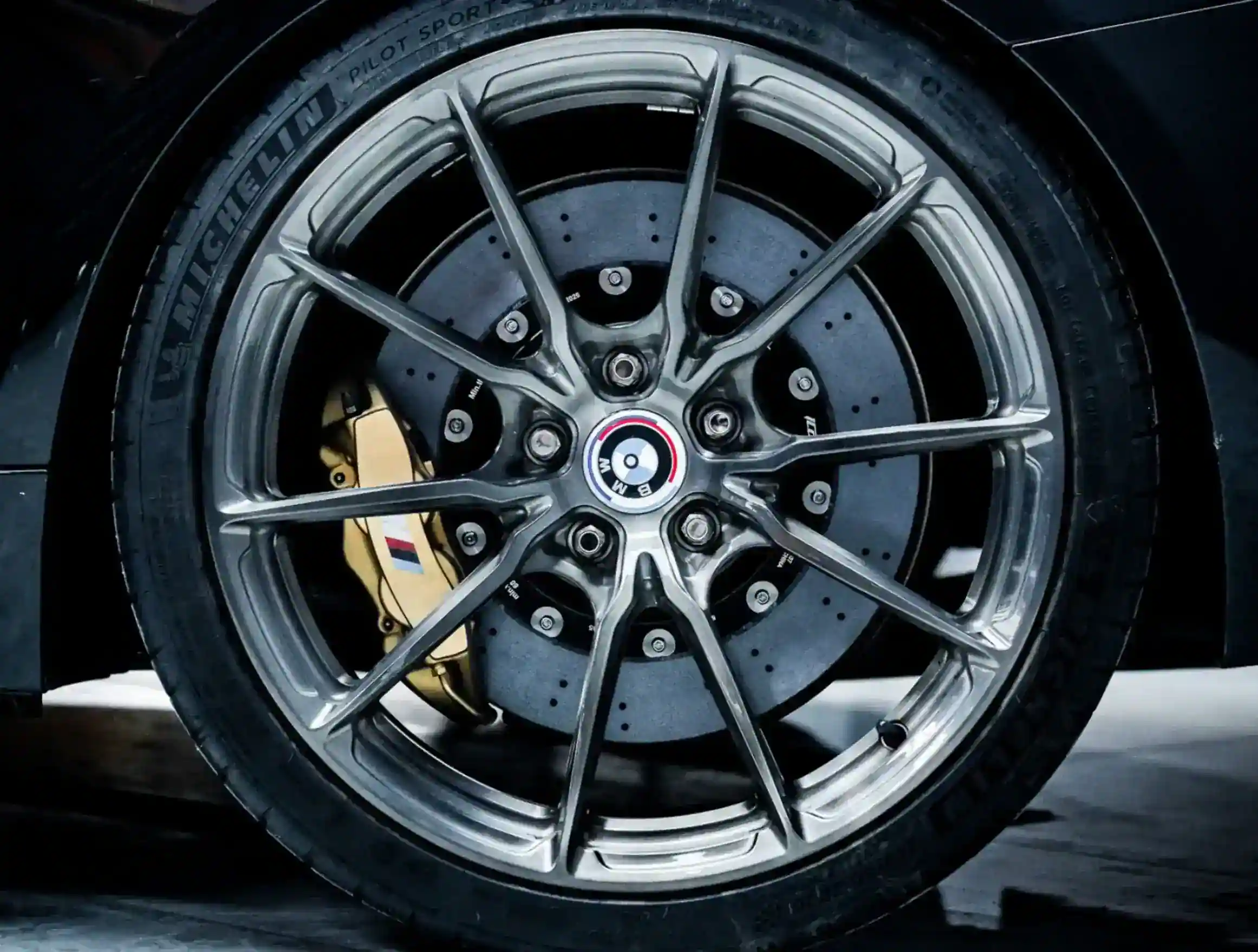 BMW M4 F82 Фото 3